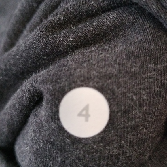 Lululemon Comfy As Sweat PantHeathered Black Size 4 - Picture 13 of 14